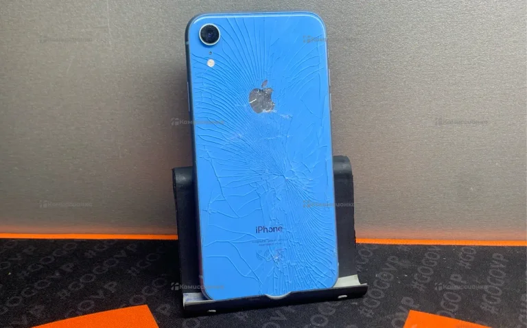 Apple iPhone XR 3/64 ГБ