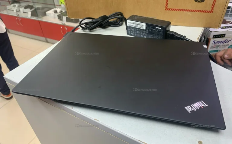 Ноутбук  Lenovo T470S