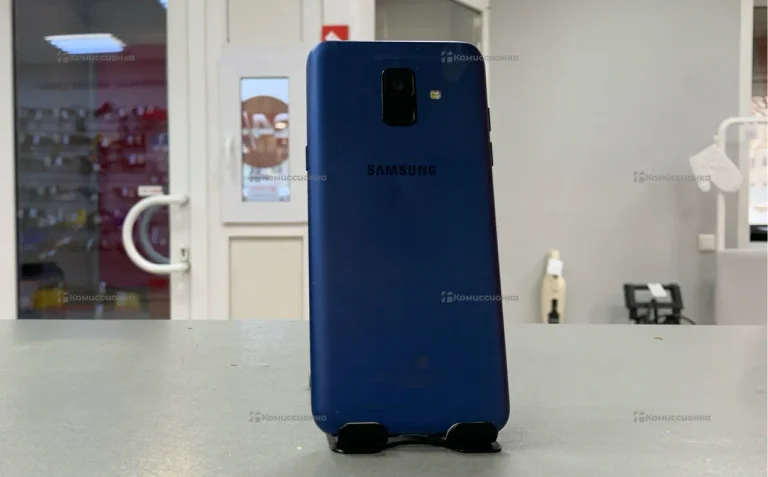Samsung Galaxy A6 (2018) 3/32 ГБ
