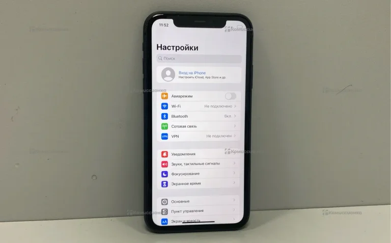 Apple iPhone 11 4/128 ГБ