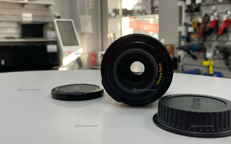 Объектив Canon EFS 18-55mm
