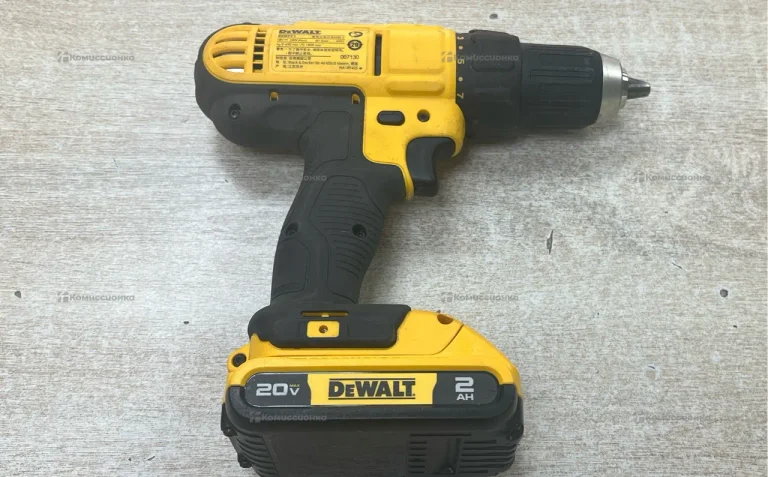 Дрель-шуруповерт Dewalt DCD771-ks