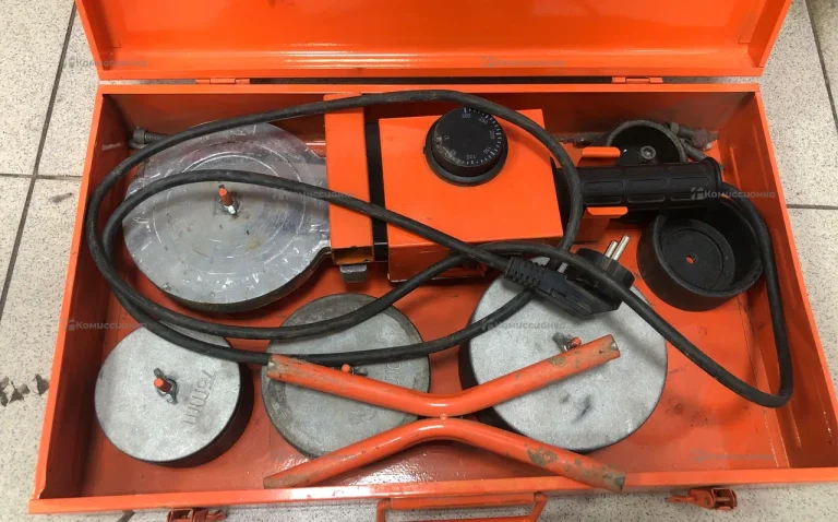 Сварочный аппарат для труб и фитингов ППР, 1800 Вт