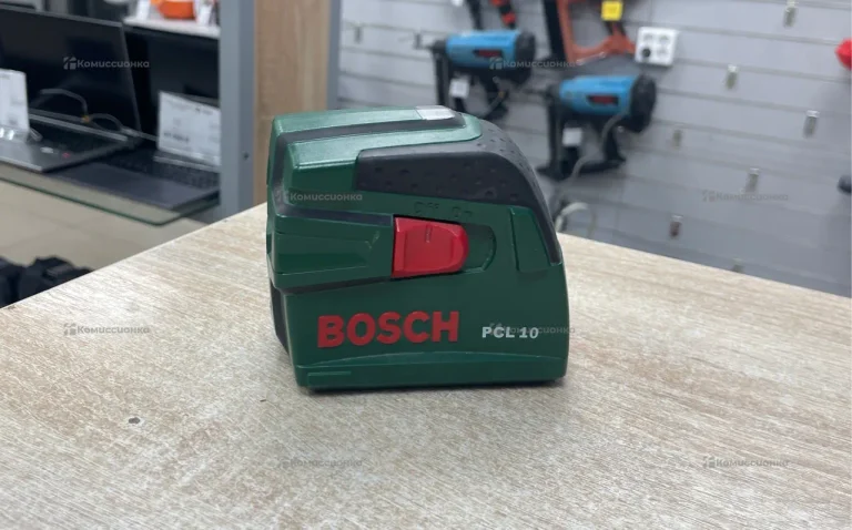 Лазерный уровень Bosch pcl10