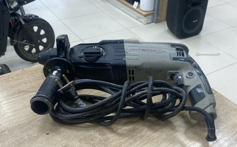 Перфоратор Интерскол П-26/800ЭР