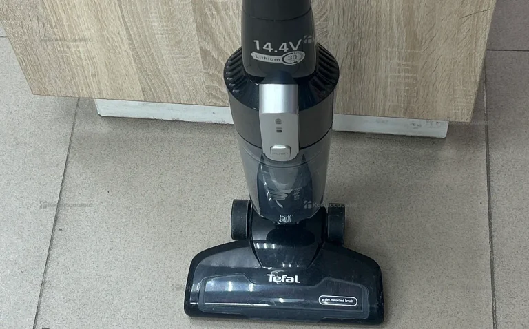 Пылесос  Tefal Air Firse Light