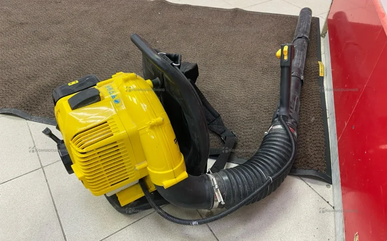 Бензиновая воздуходувка GBR333