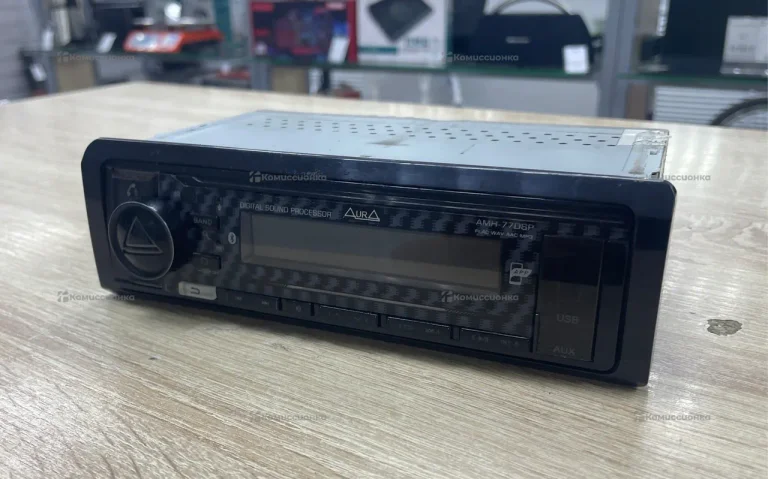Автомагнитола  Aura AMH-77dsp