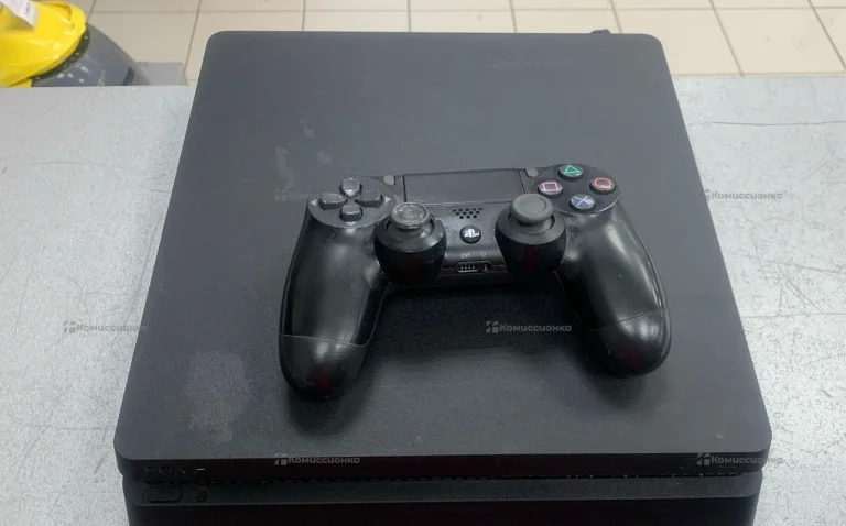 Приставка PS4. PlayStation 4 slim 500gb