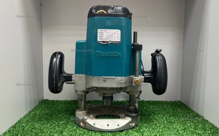 Фрезер makita 3612C