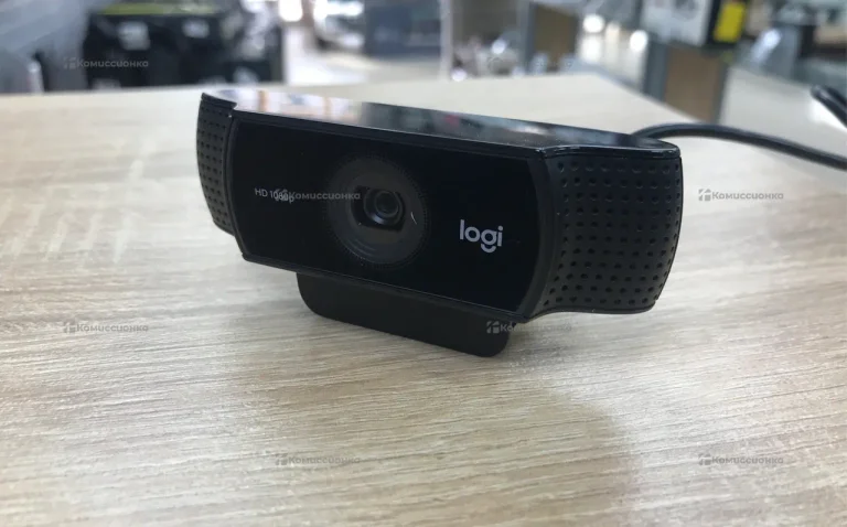 Вэбкамера logi hd pro