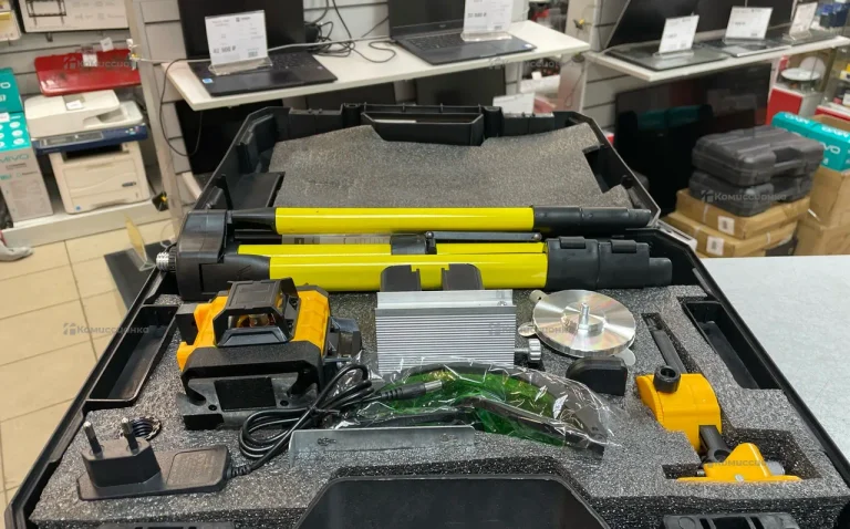 Лазерный уровень Dewalt (реплика)