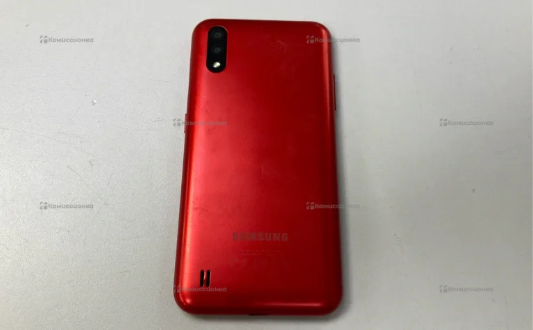 Samsung Galaxy M01 3/32 ГБ