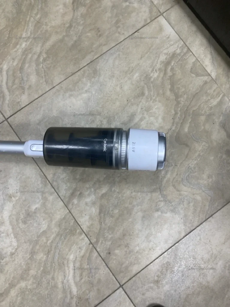 Пылесос  Hisense Hi Move IV