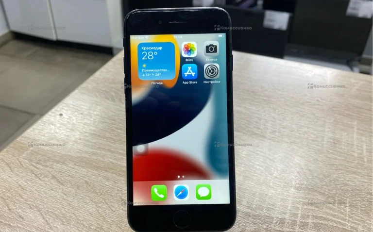 Apple iPhone 7 2/32 ГБ