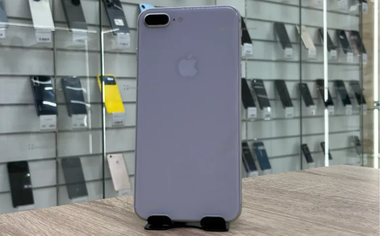 Apple iPhone 8 Plus 3/128 ГБ