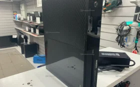 Приставка Xbox One 500Gb