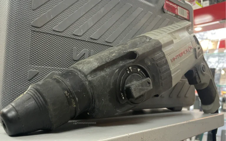 Перфоратор Интерскол П-26/800ЭР