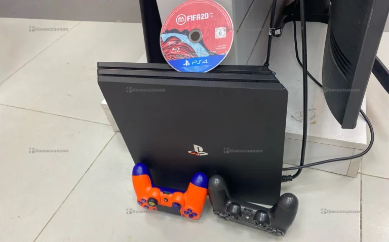 Приставка PlayStation 4 Pro 1TB.