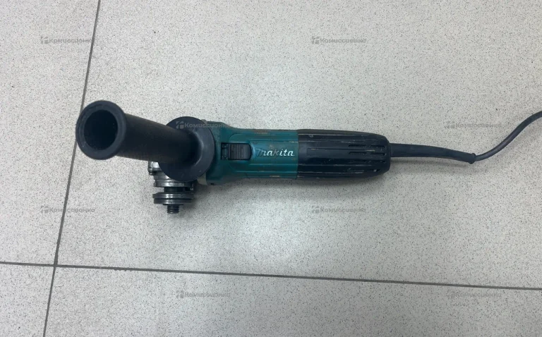 УШМ makita GA5030