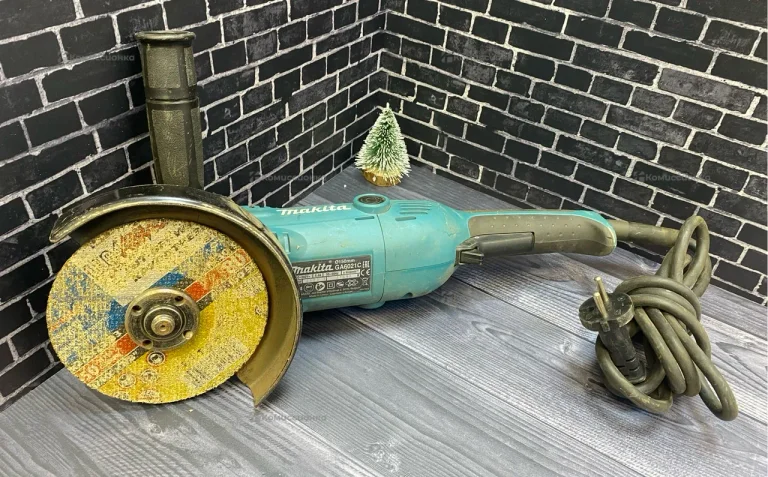 УШМ makita GA6021C