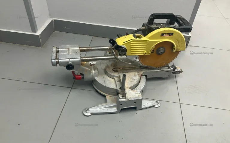 Торцовочная пила Энкор Корвет 4