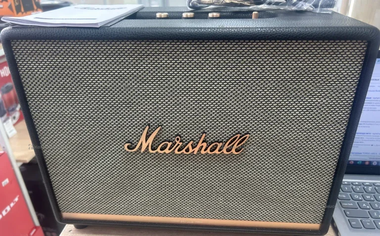 Колонка  Marshall Woburn 2