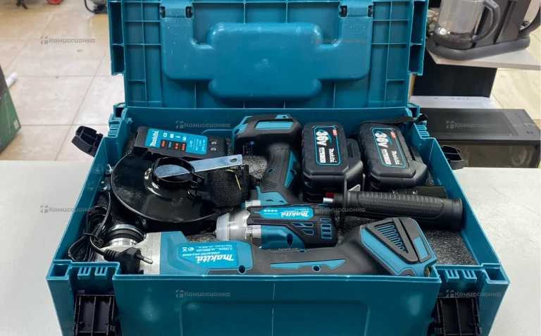 Набор сетевого электроинструмента Makita DK0122
