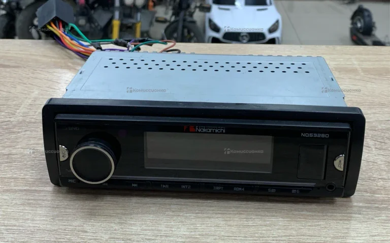 Автомагнитола  Nakamichi