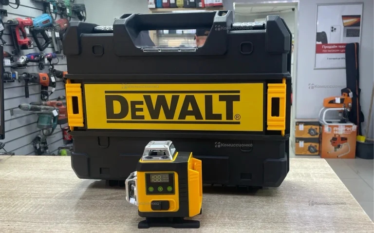 Лазерный уровень Dewalt (реплика)