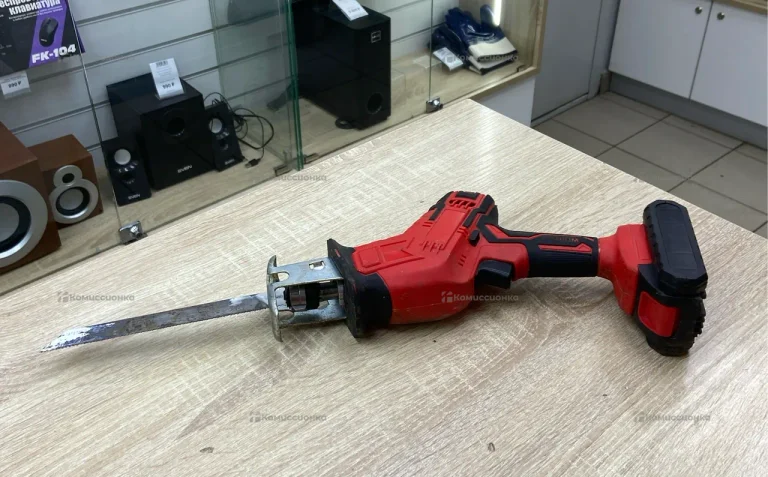 сабельная пила-