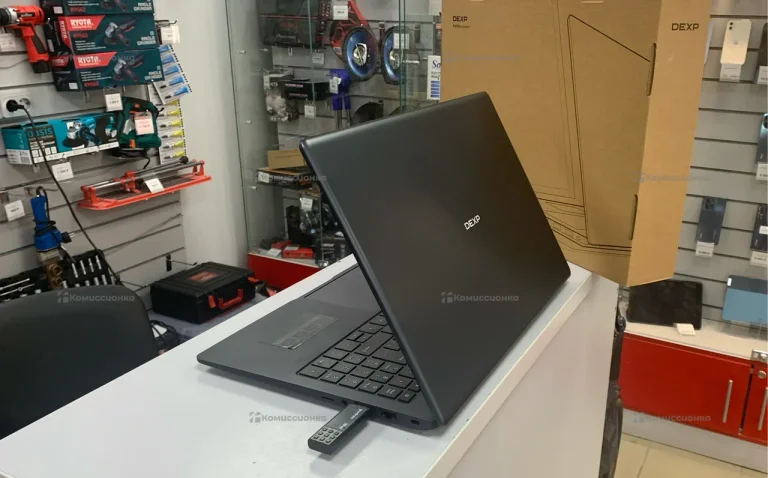 Ноутбук Dexp Aquilon C15-I5W302
