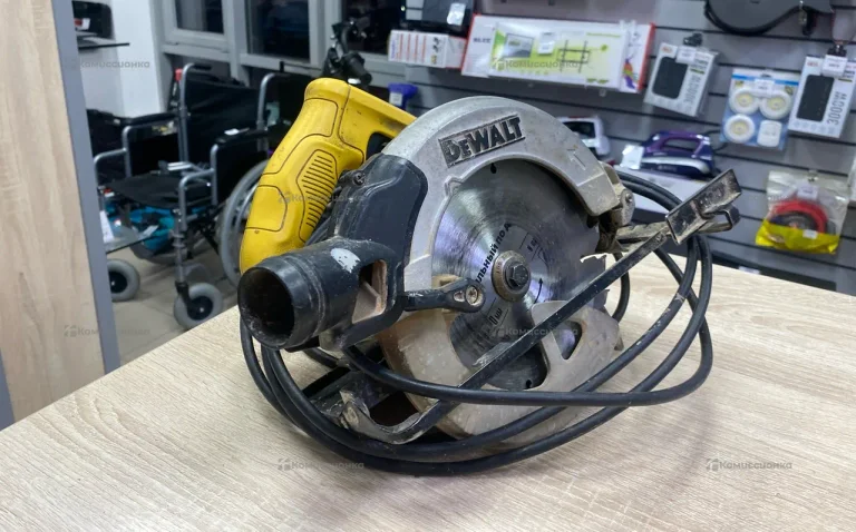 Циркулярная пила Dewalt OWE S60 QS