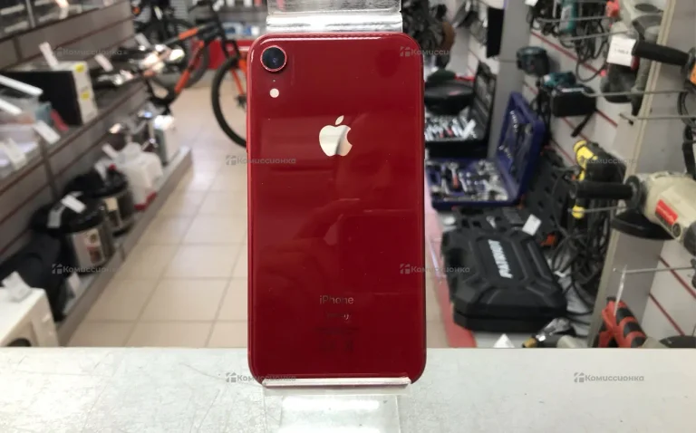 Apple iPhone XR 3/64 ГБ