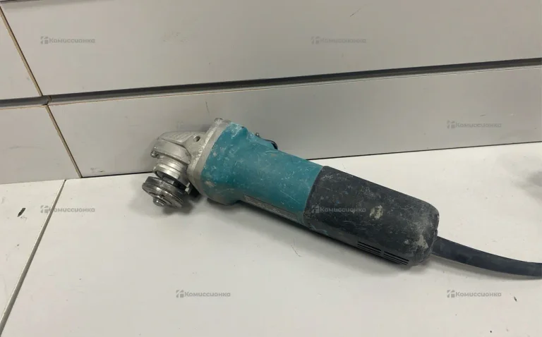 УШМ Makita 9558HNR