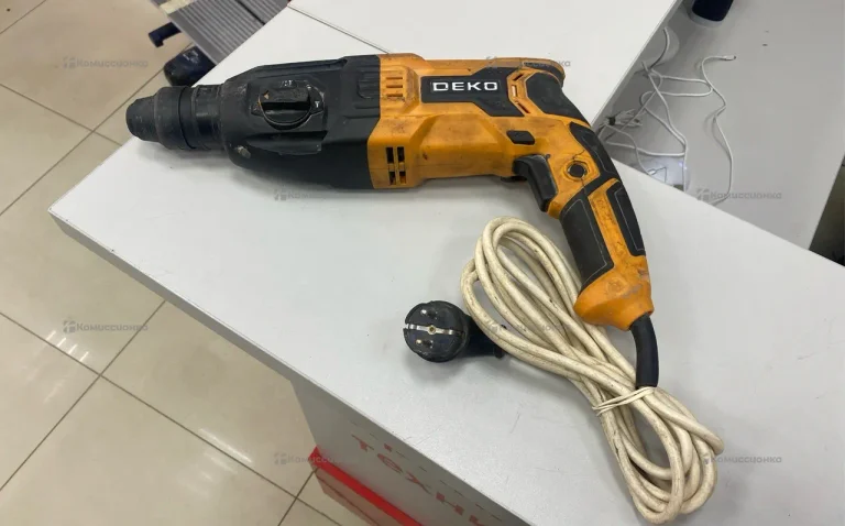 Перфоратор сетевой DEKO DKH950W