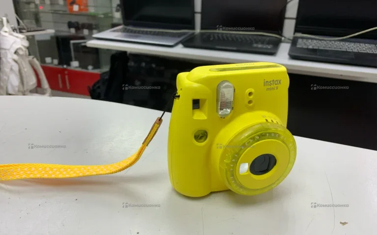 Фотоаппарат  instax mini 9