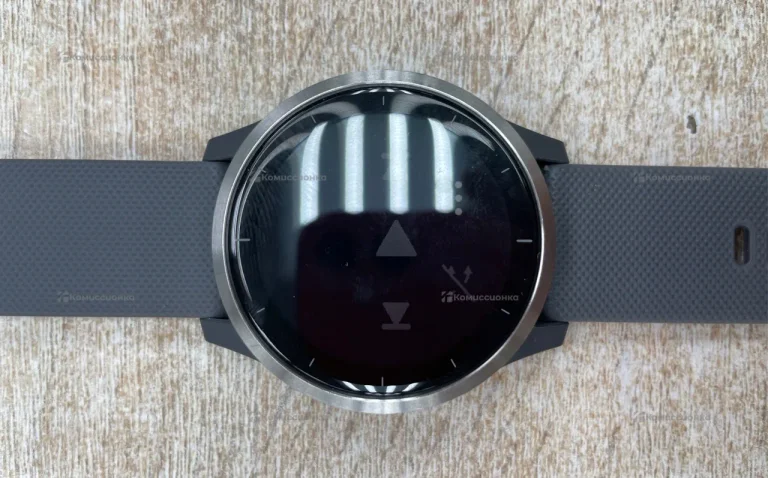 Часы  Garmin Vivoactive 4