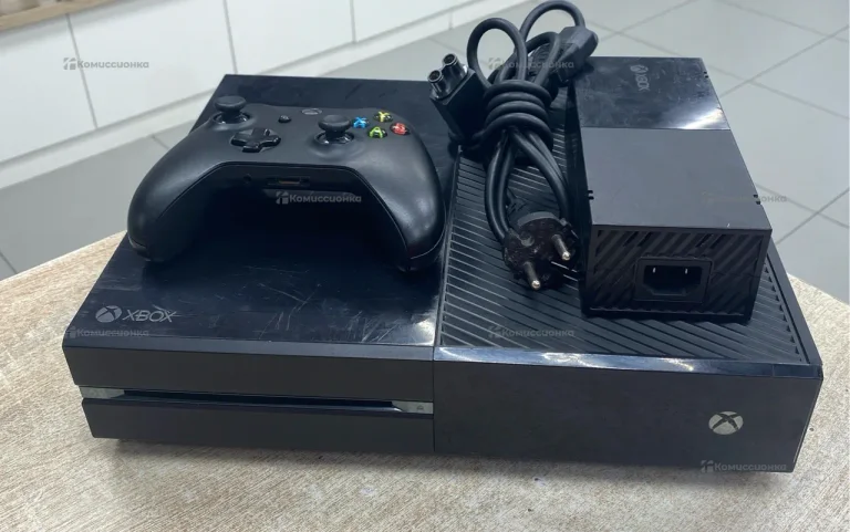 Приставка Xbox One Console 500gb