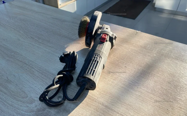 Углошлифовальная машина