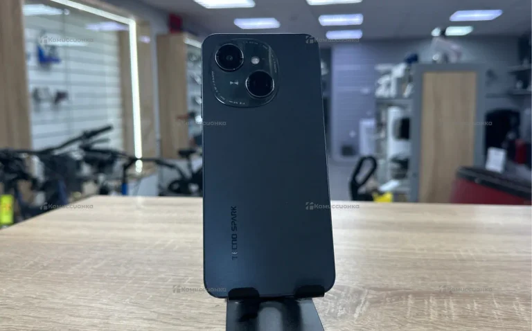 Tecno Spark Go 1 4/64 ГБ