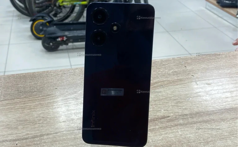Infinix Hot 30i 4/128 ГБ