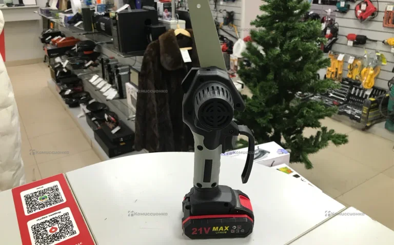 Аккумуляторный кусторез