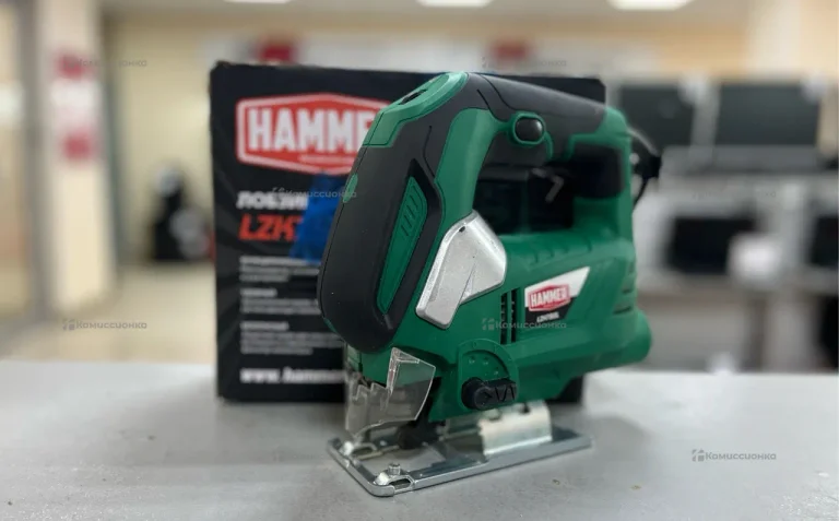 Лобзик Hammer LZK790L