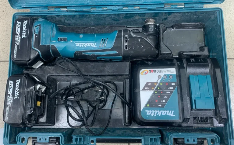 Многофункциональная шлифмашина makita DTM50RFE