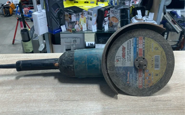 УШМ makita 9069F