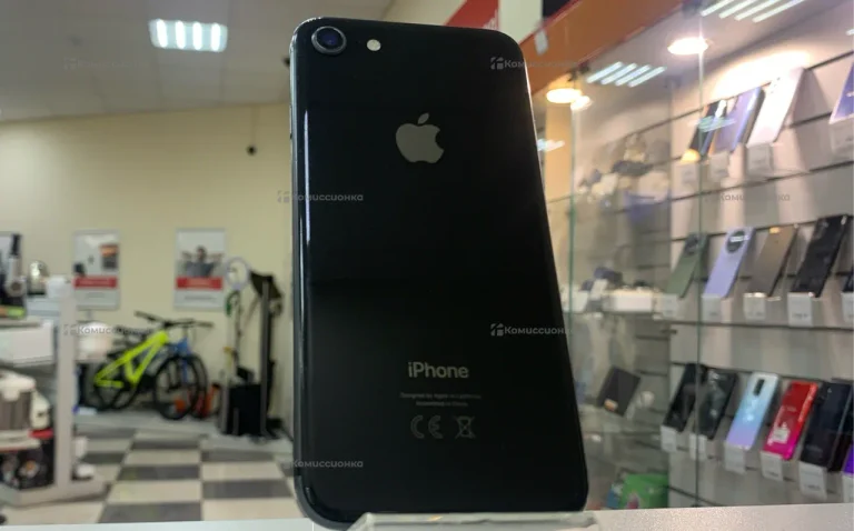 Apple iPhone 8 2/256 ГБ