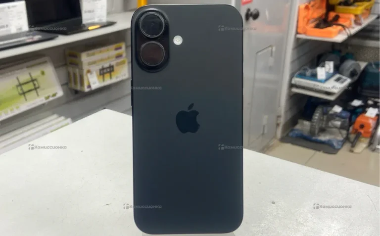 Apple iPhone 16 8/256 ГБ