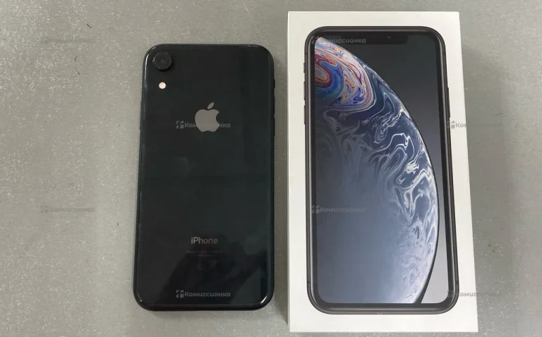 Apple iPhone XR 3/64 ГБ