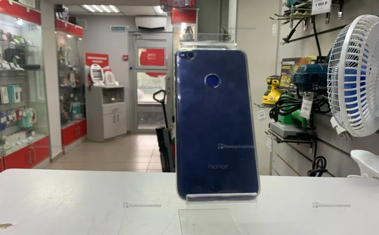 Honor 8 Lite 4/32GB.